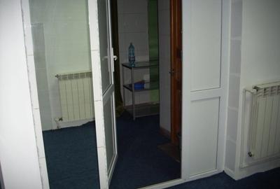 Spațiu comercial, de 18 mp, în Roman - 1
