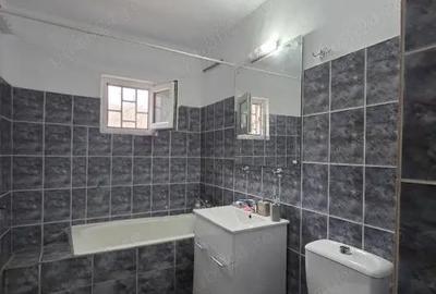Apartament cu 3 camere decomandat în Poarta 6 - 1