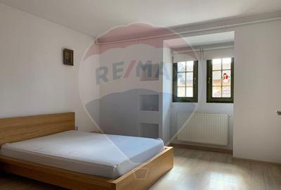 Apartament in zona Centrala, et.1, curte privata. Apartament in zona Centrala, et.1, curte privata. - 10