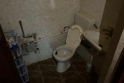 GARA-BCR 3 CAMERE DECOMANDAT 81 MP. 2 BALCOANE, VEDERE PORT, BLOC SOLID AN 1986 - 11