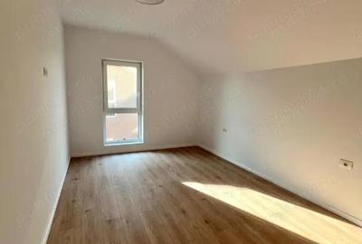 Casă cu 3 camere cu Teren 160 Mp în Calea Urseni