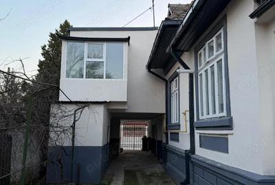 Spațiu comercial, de 85 mp, în Central - 3