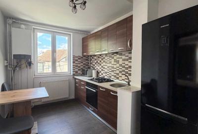 Apartament cu 2 camere decomandat în Olimpia-Stadion - 4