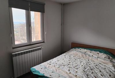 Apartament cu 2 camere semidecomandat, mobilat în Aluniș - 1