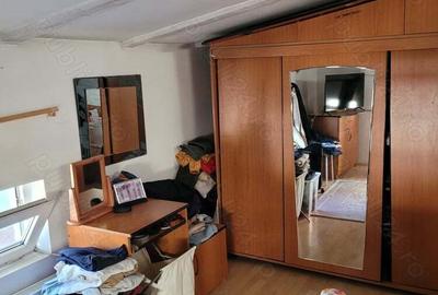 Casa P+M Bucuresti zona Foisor 130mp utili curte 30mp 3 camere plus living 2 bai bucatarie - 8