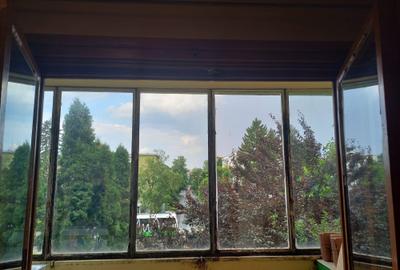 Apartament cu trei camere intr-o zona buna,partial renovat - 6