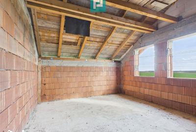 Casă cu 6 camere cu Teren 500 Mp în Central - 13