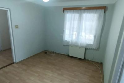 Casă cu 4 camere în Central - 3