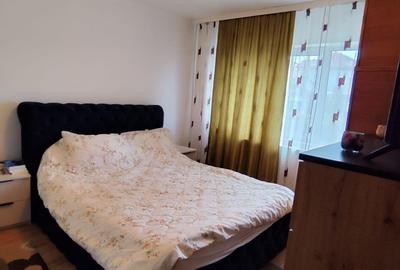 Apartament 3 camere zona km 5 - 6
