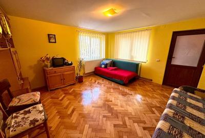 Casă individuală cu 3 camere cu Canalizare în Dâmbul Rotund - 2