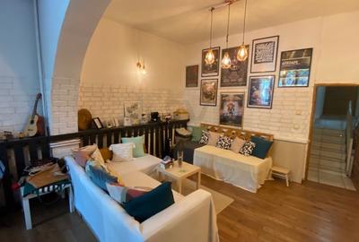 Casă individuală cu 6 camere cu Canalizare în Domenii - 2