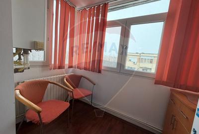 Apartament cu 3 camere de inchiriat - 10