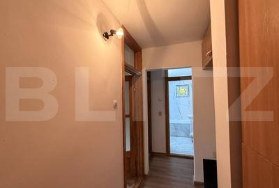 Apartament 3 camere decomandat, et. 1, 72 mp, zona 1 Mai - 10