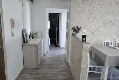 Apartament cu 2 camere decomandat în Central - 2