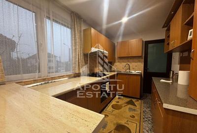Apartament la casa cu 2 camere, curte proprie, Ghiroda - 3
