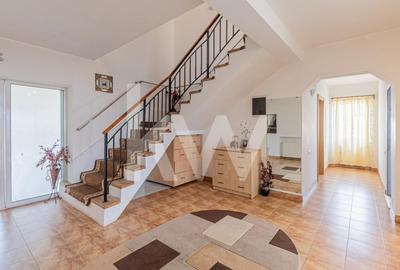 Casă individuală cu 10 camere cu Canalizare în Tractorul - 3