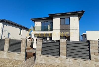 Casă individuală cu 4 camere cu Teren 300 Mp în Berceni - 2