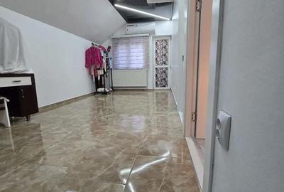 Casă cu 4 camere cu Teren 360 Mp în Valu lui Traian - 1