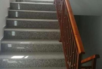 Apartament cu 5 camere decomandat în Calea Dumbrăvii - 2