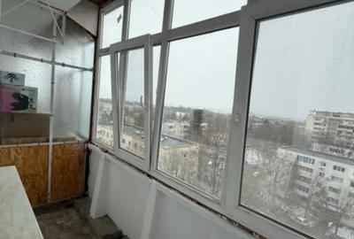 Apartament cu 3 camere semidecomandat în Central - 2