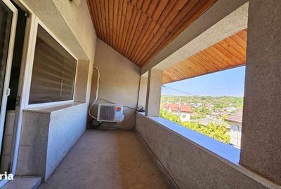 Casă cu 4 camere în Central - 4