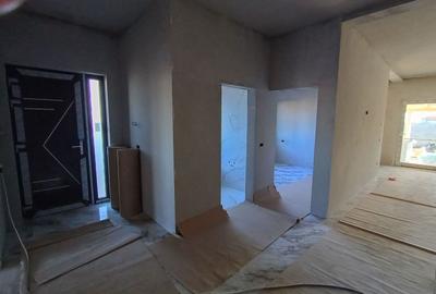 Casă individuală cu 4 camere cu Canalizare în Sânandrei - 2