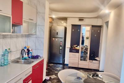 Apartament cu 3 camere semidecomandat în Pantelimon - 8
