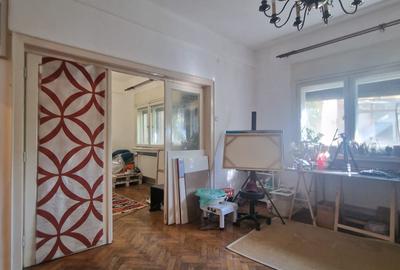 Universitate - Vasile Lascar - Apartament 3 camere - centrala termica - 2 gr san - 6