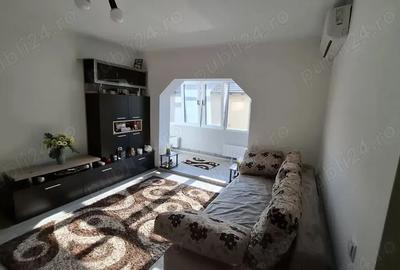 Vand apartament 2 camere Trivale