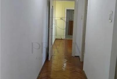 Apartament cu 3 camere semidecomandat în Favorit - 5