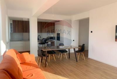 Apartament 5 camere de inchiriat in Complexul Rezidential Luceafarul Apartament 5 camere de inchiriat in Complexul Rezidential Luceafarul - 3