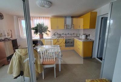 Casă cu 2 camere cu Teren 2539 Mp în Crețu - 4