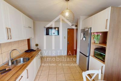 Apartament cu 3 camere decomandat, mobilat în Vasile Aaron - 2