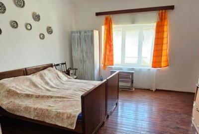 Casă cu 3 camere cu Teren 1400 Mp în Apa - 9