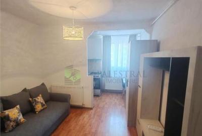 Garsoniera zona Judetean mobilata-utilata,300 Euro - 4