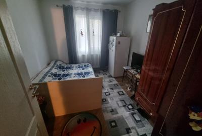 Apartament cu 4 camere decomandat, mobilat în Tătărași