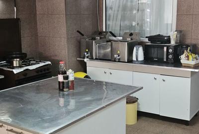 Casă cu 4 camere în Central - 6