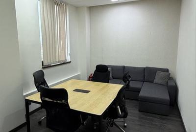 Spațiu comercial, de 74 mp, în Central - 5