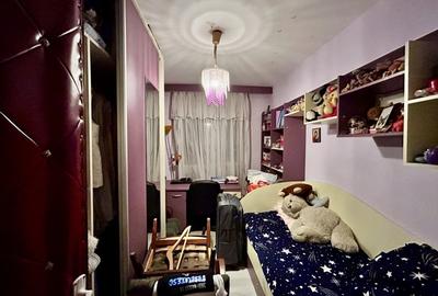 Apartament cu 3 camere decomandat în Republicii - 9