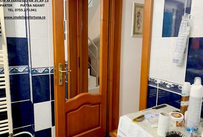 Casa in oras, cu  priveliste de vis, la poalele padurii - 11