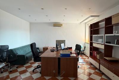 Apartament cu 4 camere decomandat în Cotroceni - 1