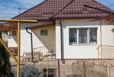 Casă cu 3 camere cu Teren 600 Mp în Central - 3