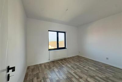 Casă individuală cu 4 camere cu Canalizare în Miroslava - 17