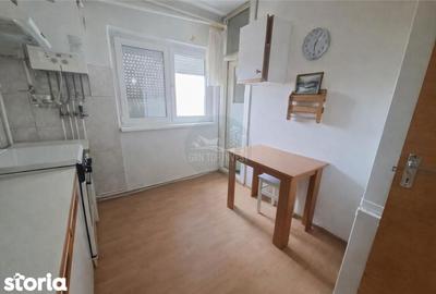 Apartament cu 3 camere decomandat, mobilat în Terezian - 10