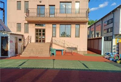 Casă cu 5 camere cu Teren 520 Mp în Galați - 9