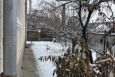 Casă individuală cu 5 camere în Gura Văii - 12