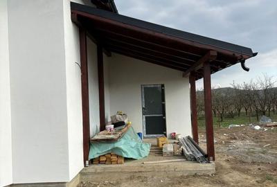 Casă cu 3 camere în Curtești - 6