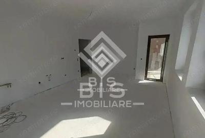 Casă cu 6 camere cu Canalizare în Vest - 3