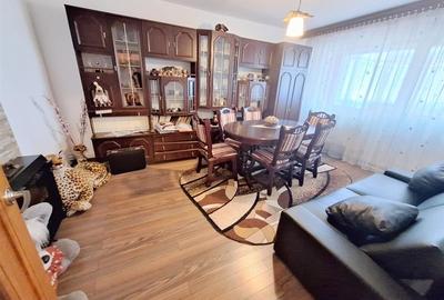 Apartament 3 decomandate, 2 bai, etaj 3 din 4, zona Nord - 2