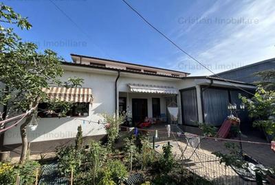 Vila P M caramida 240 mp teren ,170mp construiti Chercea-I